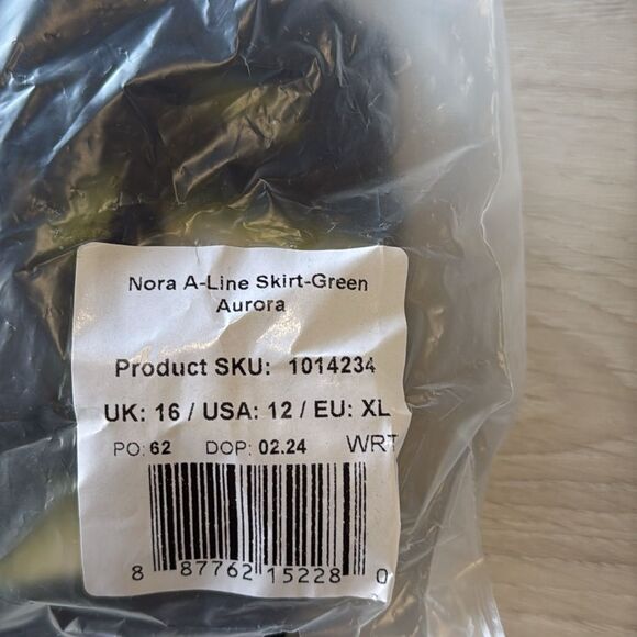 Saint and Sophia Nora A-Line Skirt Green Aurora Size 12 NWT in packaging - Picture 8 of 9